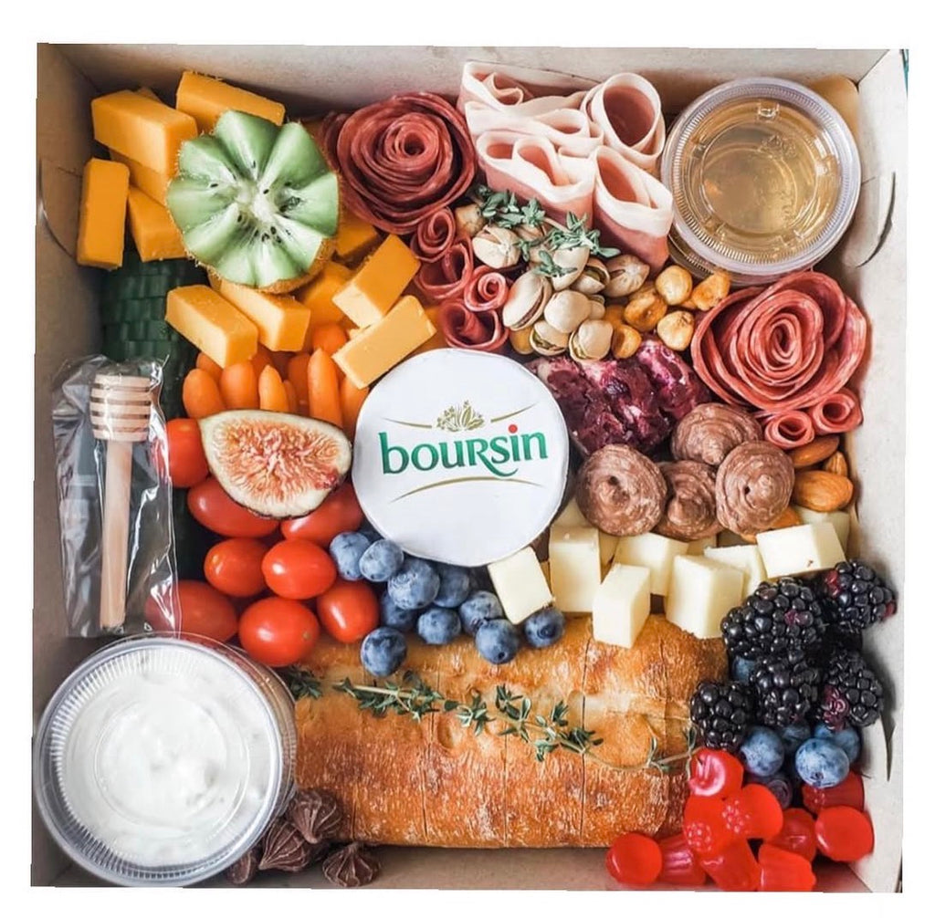 10” x 10” Charcuterie Box – The Signature